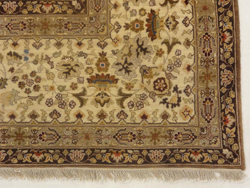 43557 Finest Mughal Rug