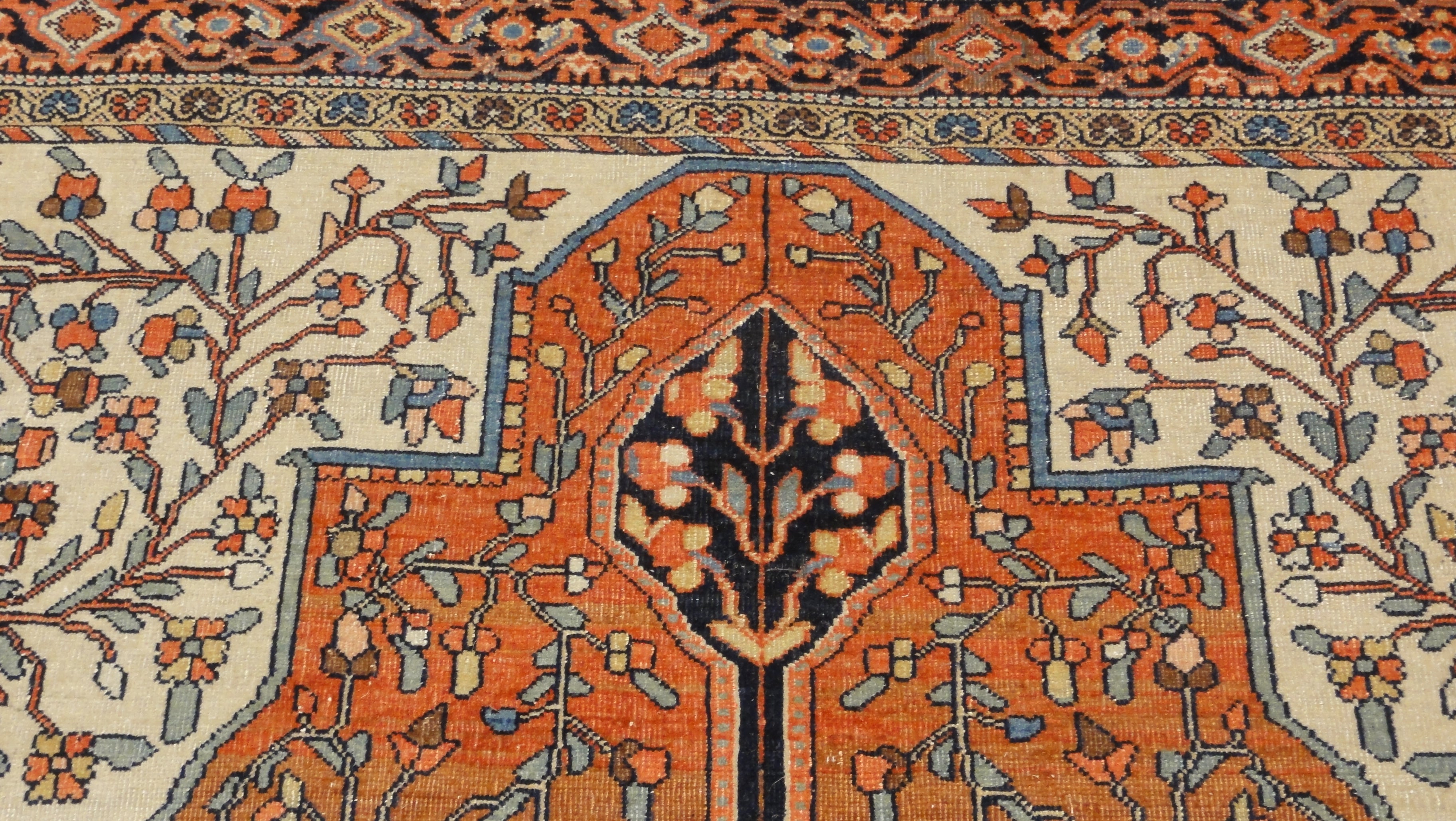 Antique Sarouk Farahan 34197