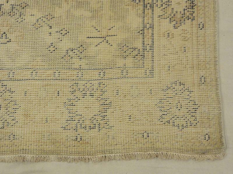 31310 Montecito Oushak