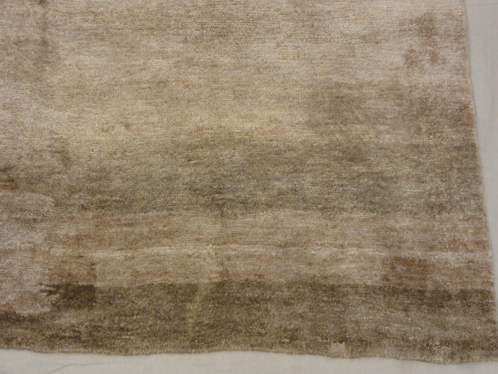 32923 Modern Tibetan Silk