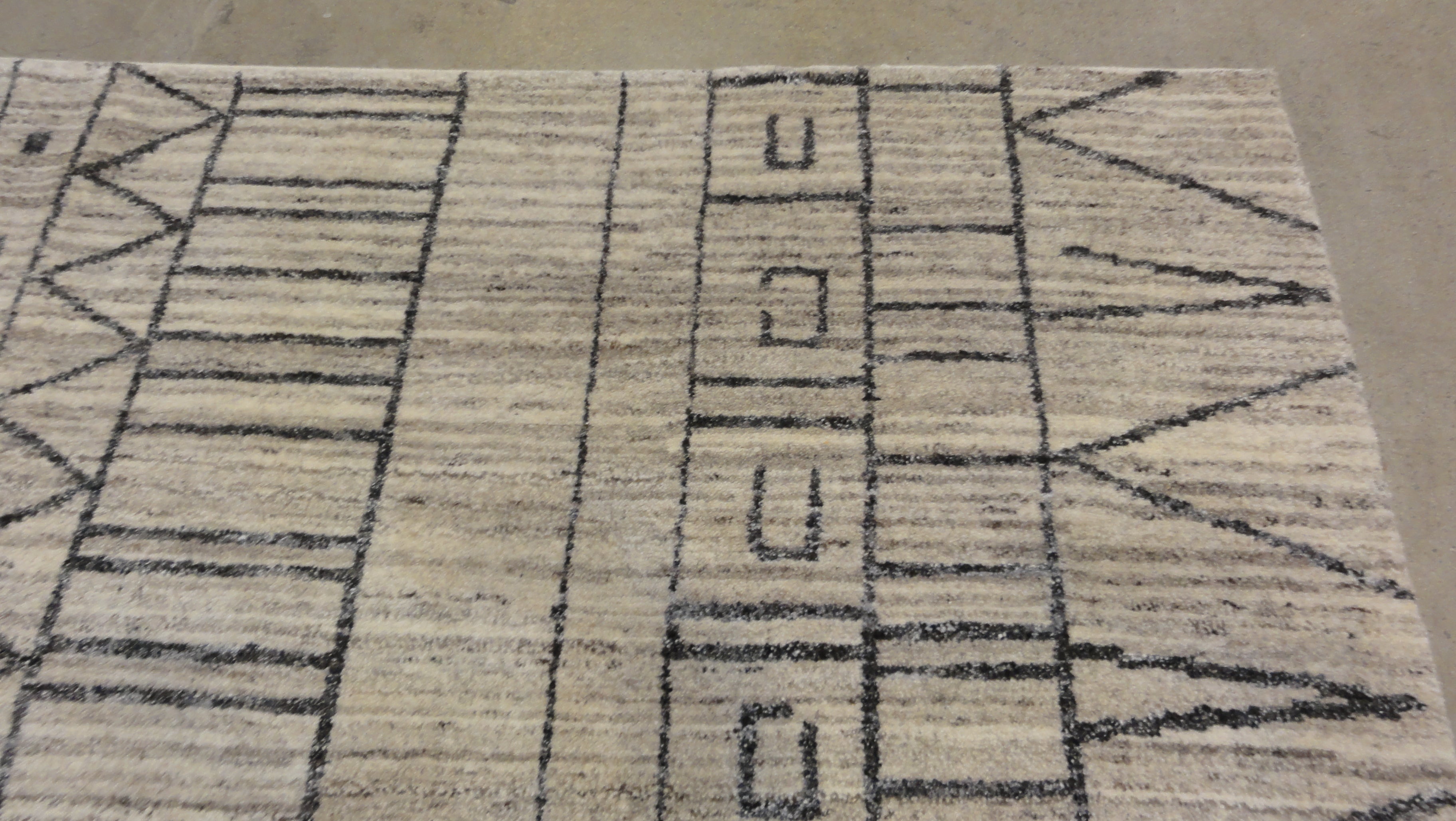 34151 Modern Harmony