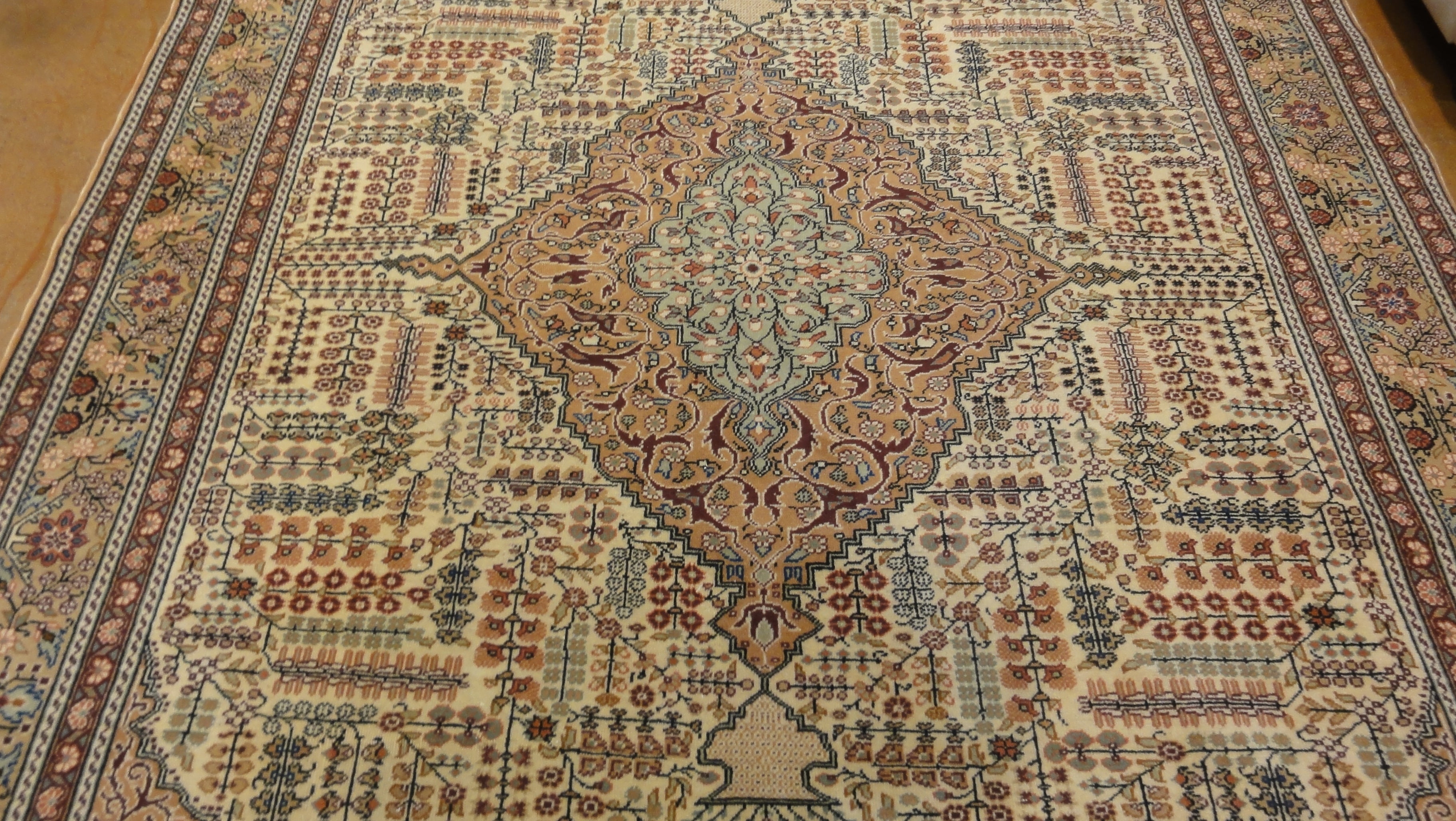 Antique Hereke 34579