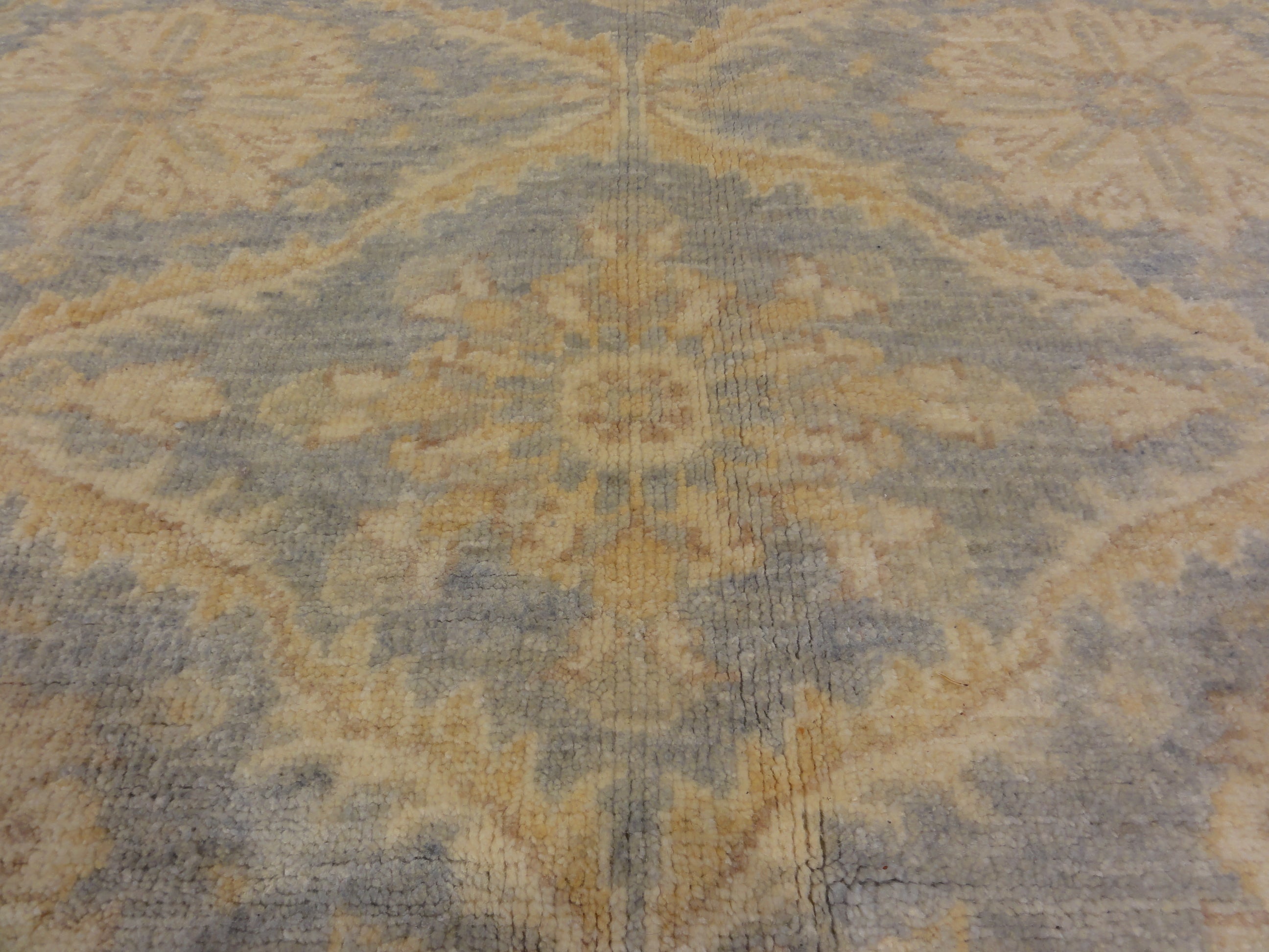 30291 Fine Ziegler Oushak Rug