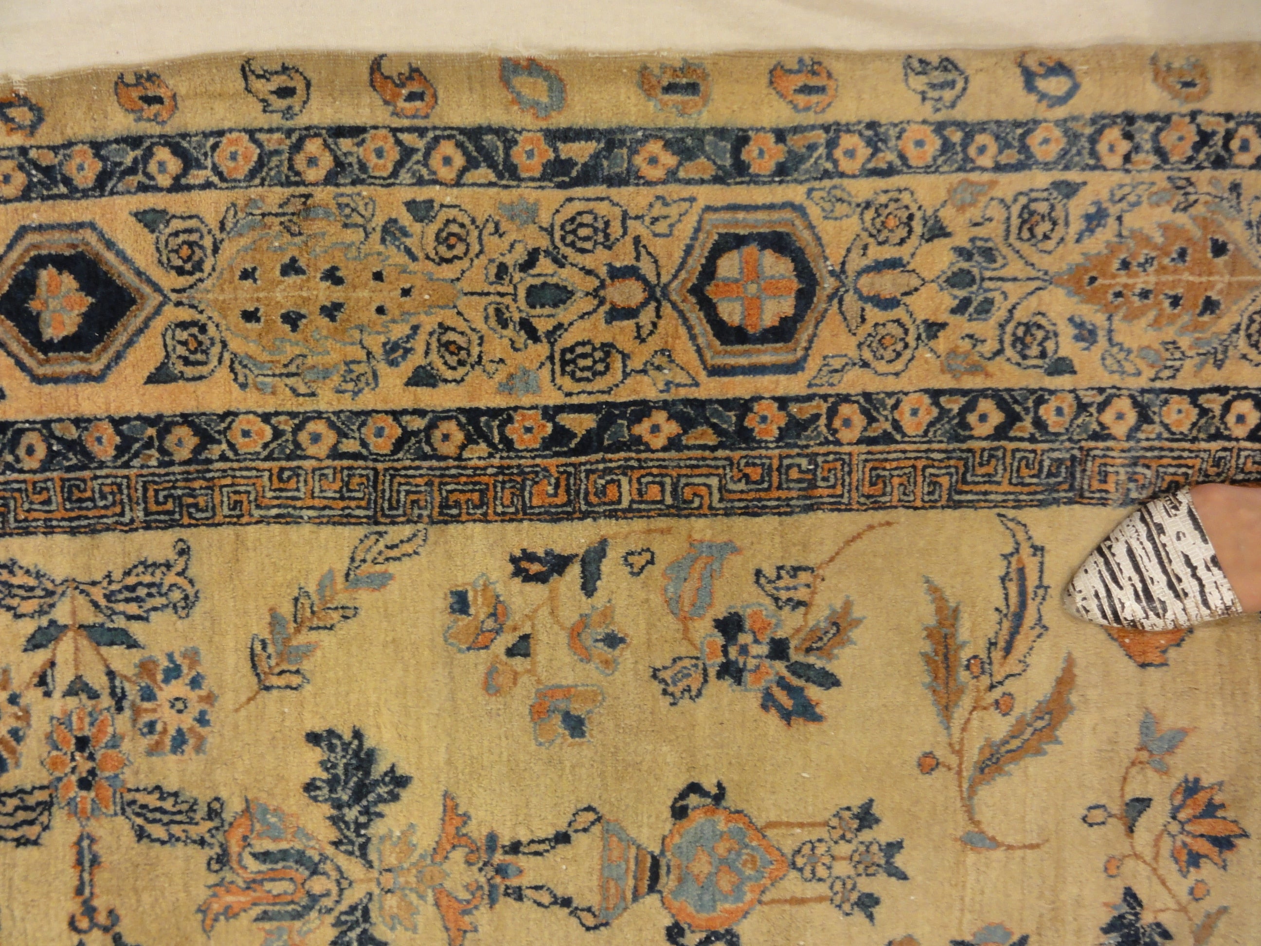 Antique Kashan 32173