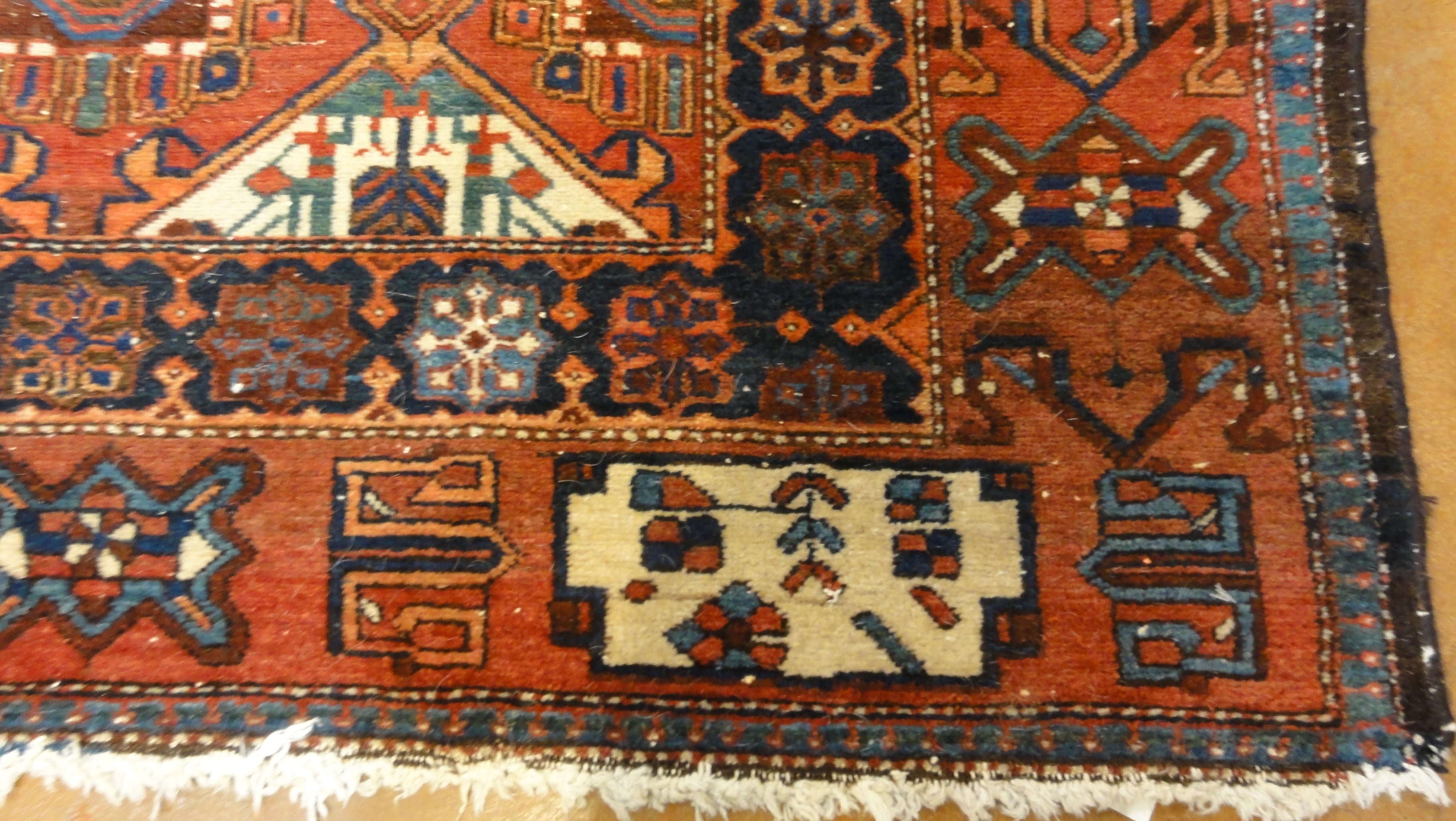 34730 Antique Armani Bakhtiari