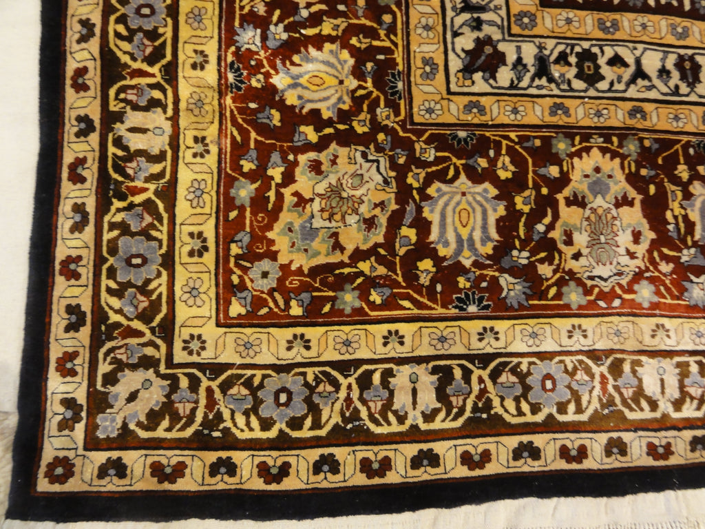 Vintage Silk Hereke 33138