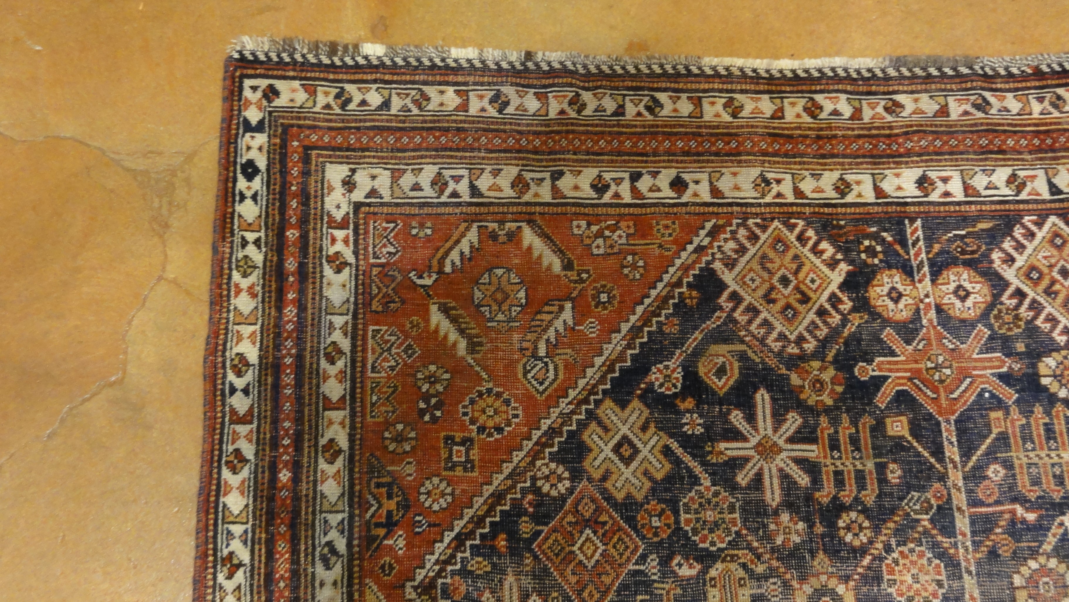 34720 Qashqai Rug