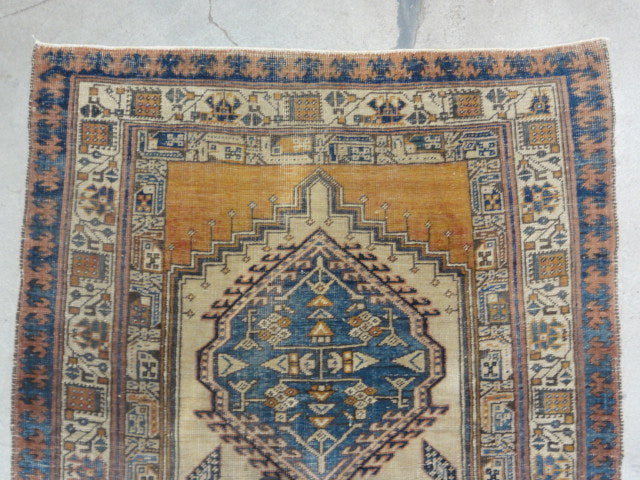 Antique Serab 29875