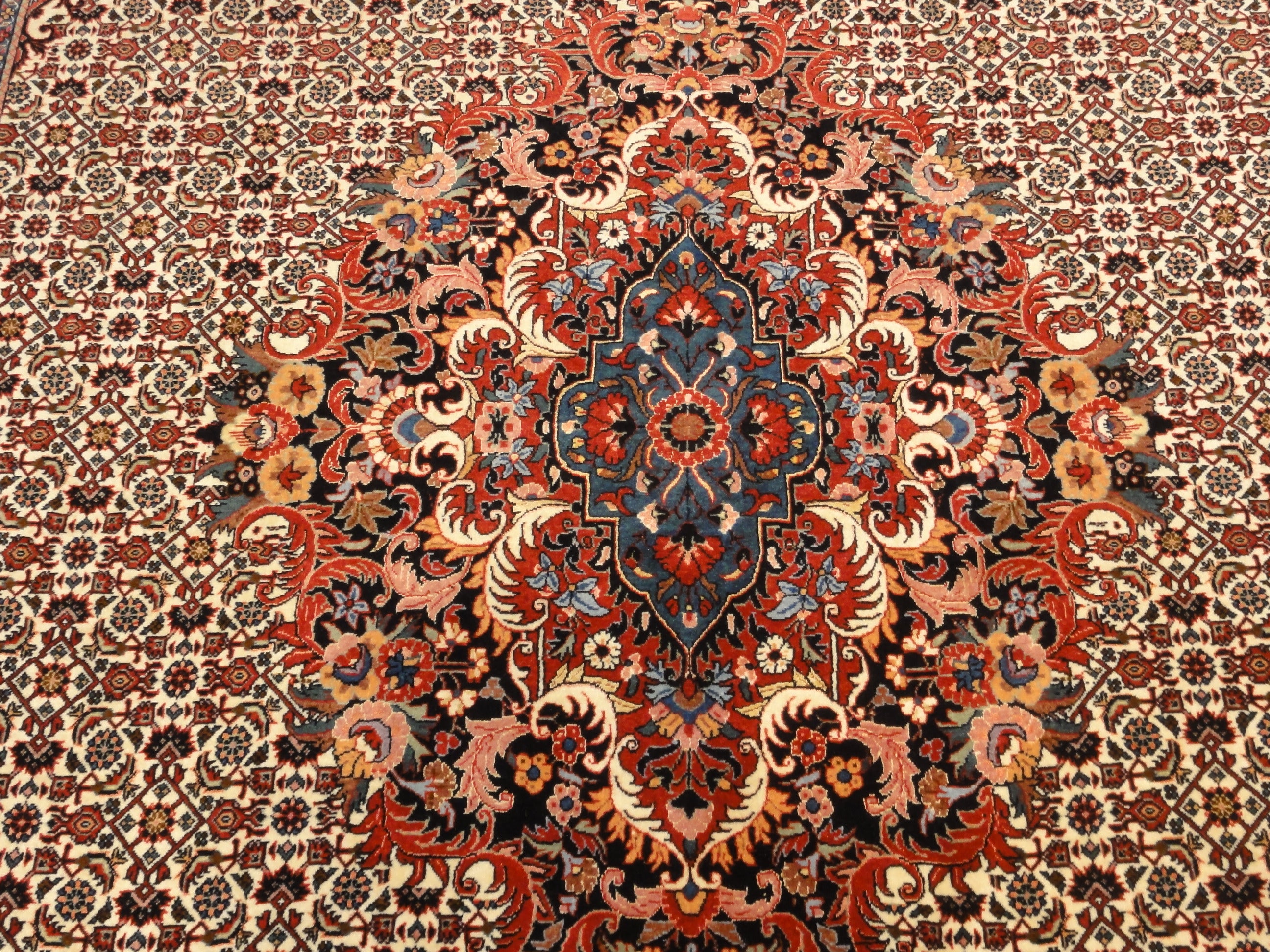 34968 Finest Wool & Silk Bijar