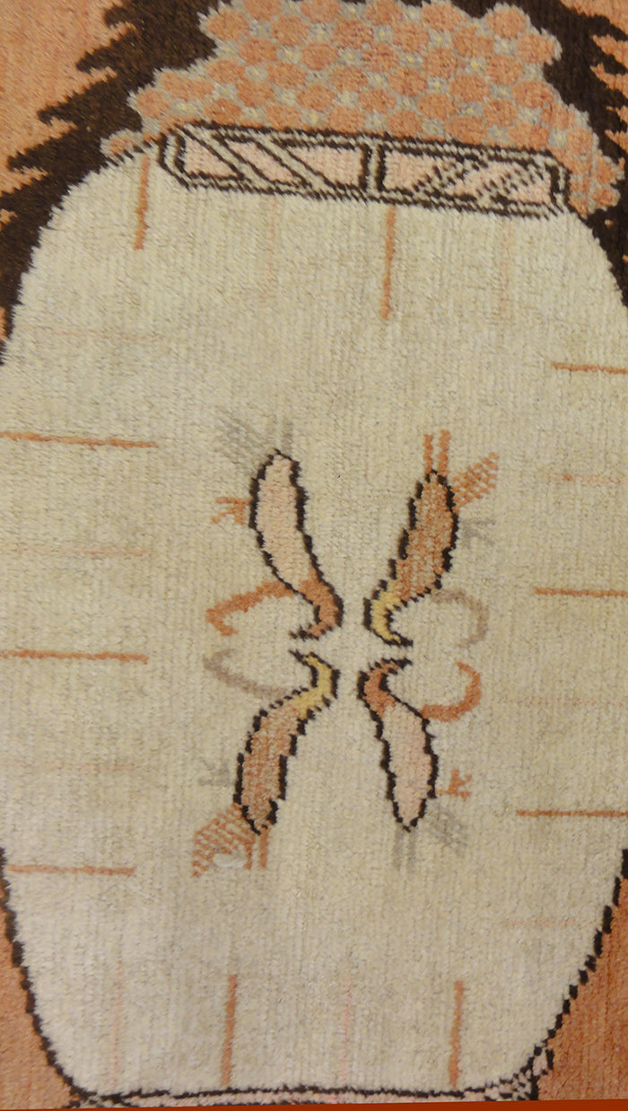 Oushak rugs began just south of Istanbul, Turkey, named after the town: Oushak. The Oushak carpet is Persian-influenced unlike most Turkish rugs. The town of Oushak has produced Turkish rugs ever since the 15th century. 