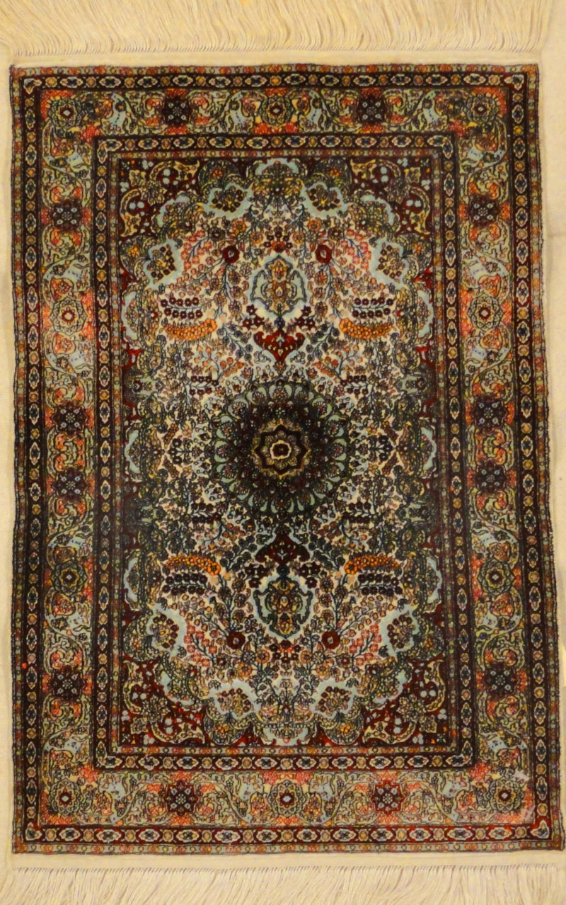 Finest Silk Tabriz rugs and more oriental carpet collectables 31753-