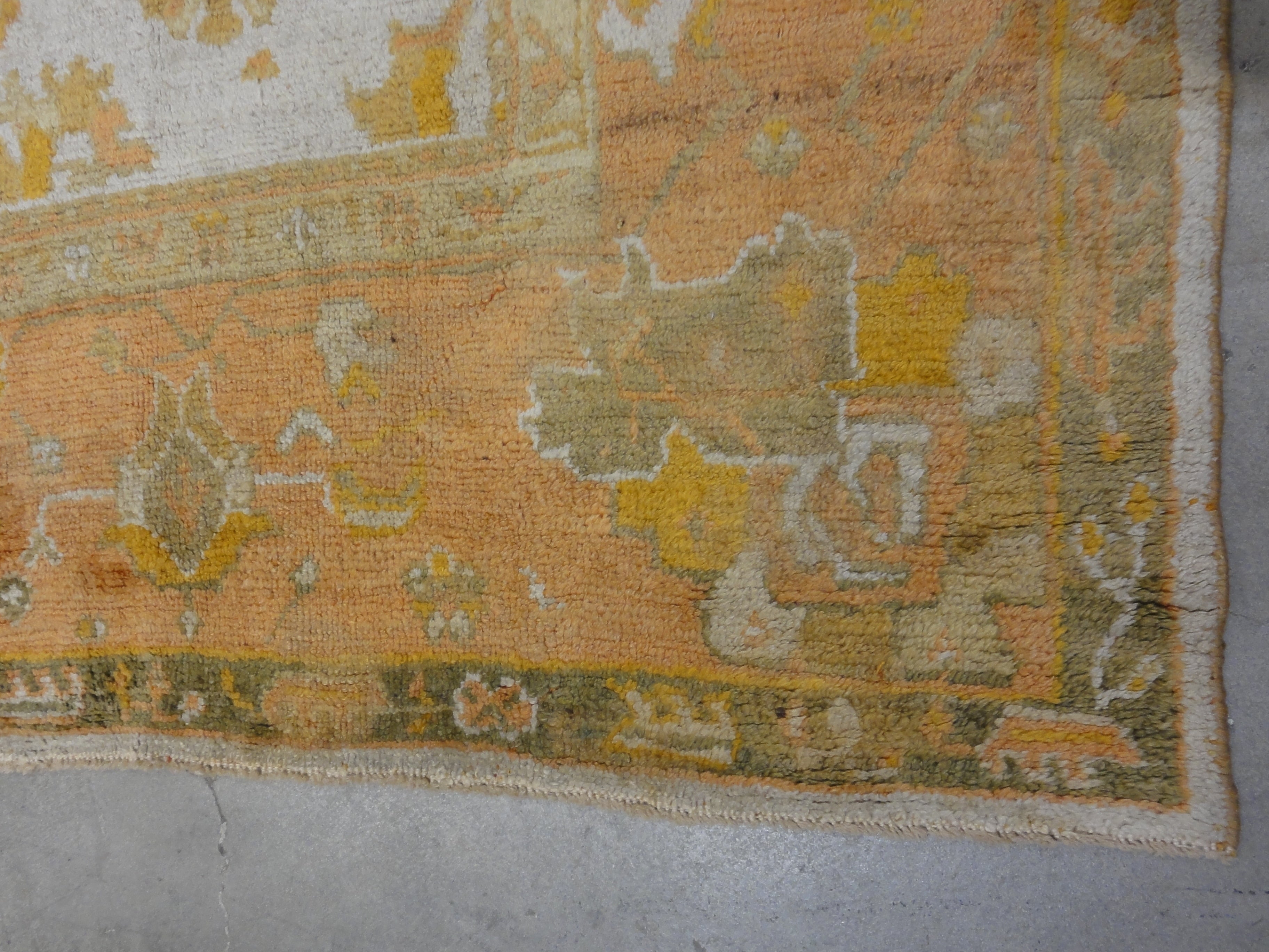 33670 Antique Angora Usak