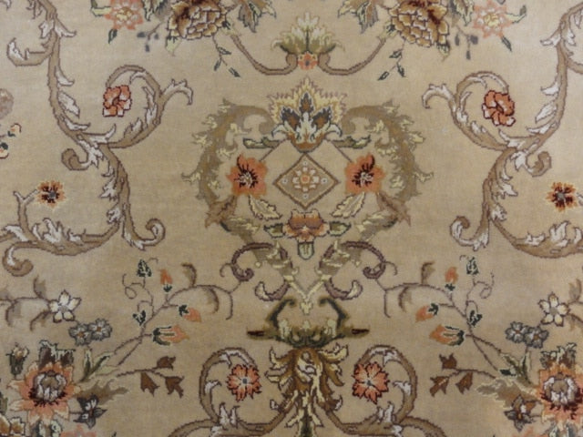 Fine Wool & Silk Tabriz 33958